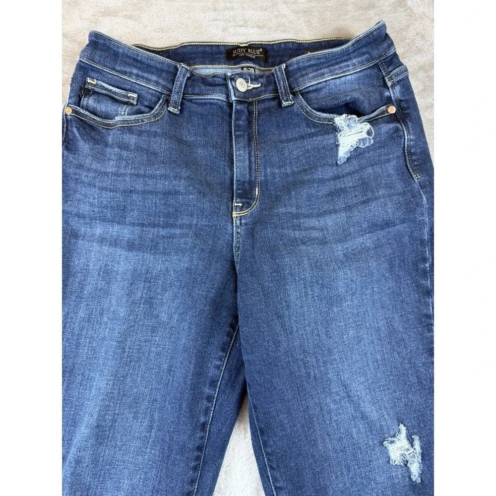 Judy Blue Jeans Women's Boyfriend Fit Size 9 / 29 Blue Dark Wash‎ Distressed